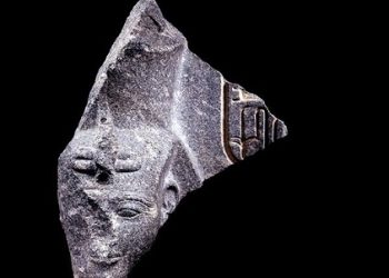 Egypte : La tête de la statue du roi Ramsès II de retour