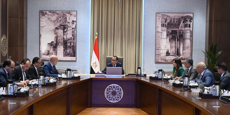Le secteur industriel en tête des priorités 1 - Le Progrès Egyptien