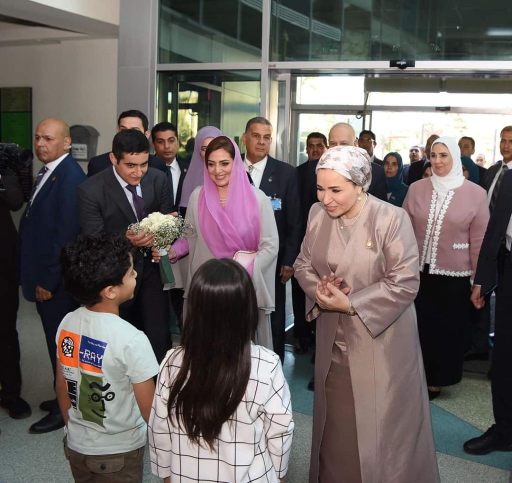 L'épouse du Président et l'épouse du Sultan d’Oman à l'hôpital 57357 4 - Le Progrès Egyptien L'épouse du Président et l'épouse du Sultan d’Oman à l'hôpital 57357 3 - Le Progrès Egyptien