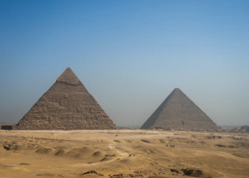 Les Pyramides d’Egypte longent un ancien bras du Nil aujourd’hui disparu