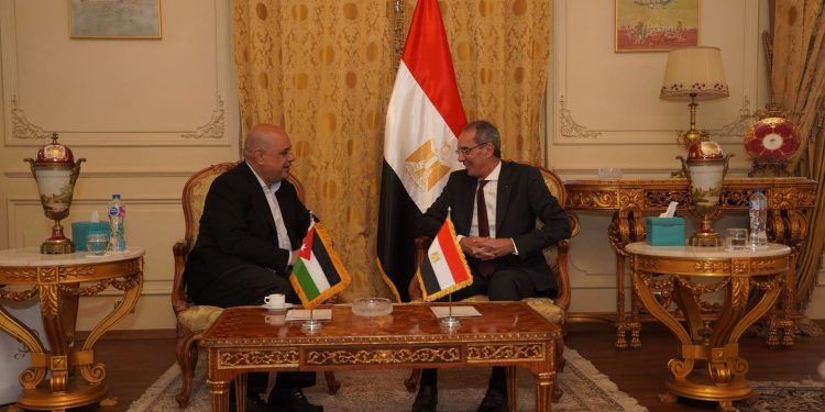 Egypte-Jordanie : Démarches conjointes en matière de numérisation et de câbles sous-marins 2 - Le Progrès Egyptien Egypte-Jordanie : Démarches conjointes en matière de numérisation et de câbles sous-marins 1 - Le Progrès Egyptien