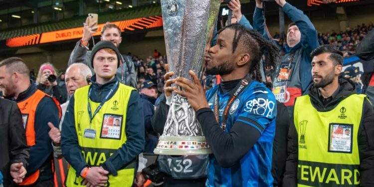 Mercato: Le Barça séduit par Ademola Lookman 2 - Le Progrès Egyptien Mercato: Le Barça séduit par Ademola Lookman 1 - Le Progrès Egyptien