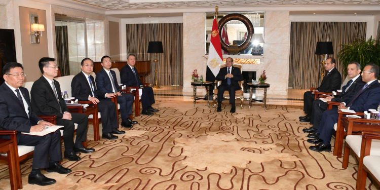 Pékin : Al-Sissi s’entretient avec le chef de la compagnie chinoise “CSCEC” 2 - Le Progrès Egyptien Pékin : Al-Sissi s’entretient avec le chef de la compagnie chinoise “CSCEC” 1 - Le Progrès Egyptien