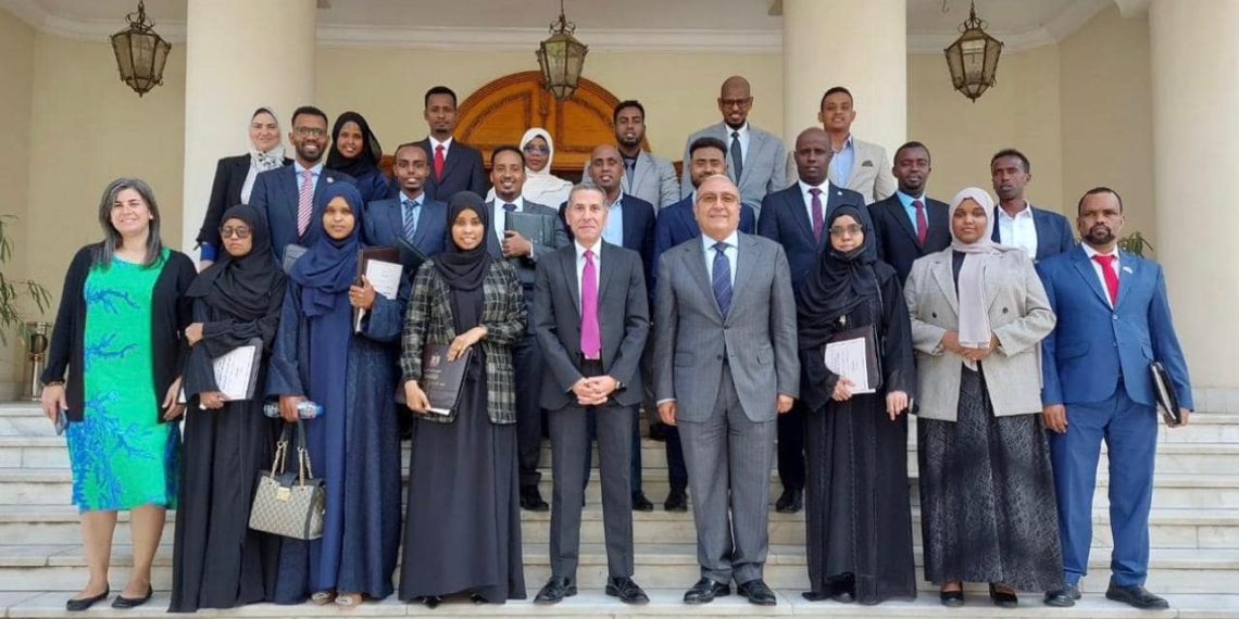 Institut d’études diplomatiques : Stage des diplomates somaliens 2 - Le Progrès Egyptien Institut d’études diplomatiques : Stage des diplomates somaliens 1 - Le Progrès Egyptien