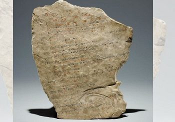Egypte Ancienne : Les excuses des bâtisseurs découvertes sur une tablette
