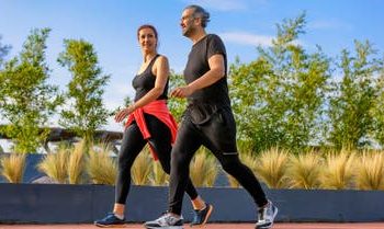 Marcher quotidiennement, bien pour la santé mentale et le système immunitaire