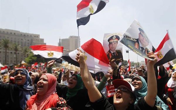 La femme, championne de la Révolution du 30 juin et pionnière du changement 2 - Le Progrès Egyptien La femme, championne de la Révolution du 30 juin et pionnière du changement 1 - Le Progrès Egyptien