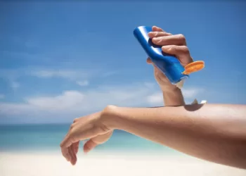 Choisissez une crème solaire respectueuse des coraux