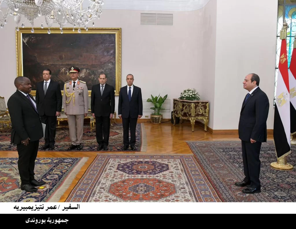Le Président Al-Sissi reçoit les lettres de créance de 12 nouveaux ambassadeurs 8 - Le Progrès Egyptien Le Président Al-Sissi reçoit les lettres de créance de 12 nouveaux ambassadeurs 7 - Le Progrès Egyptien