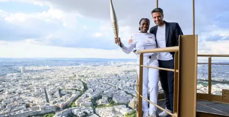 JO-2024 : La flamme traverse Paris 2 - Le Progrès Egyptien JO-2024 : La flamme traverse Paris 1 - Le Progrès Egyptien