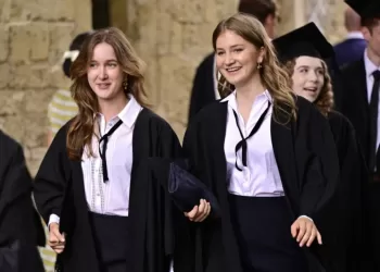 La princesse Elisabeth diplômée à Oxford