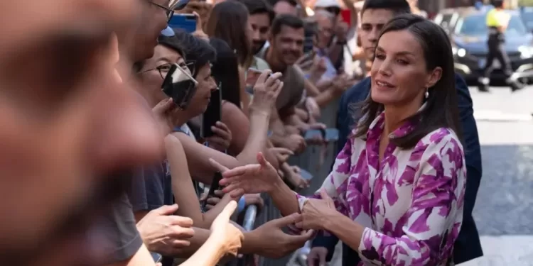 La reine Letizia éblouit Barcelone 2 - Le Progrès Egyptien La reine Letizia éblouit Barcelone 1 - Le Progrès Egyptien