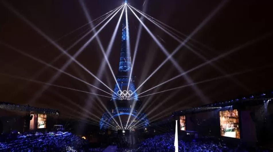 Cérémonie des JO de Paris 2024: défilé sur la Seine, spectacle grandiose, invités inattendus... 7 - Le Progrès Egyptien Cérémonie des JO de Paris 2024: défilé sur la Seine, spectacle grandiose, invités inattendus... 6 - Le Progrès Egyptien