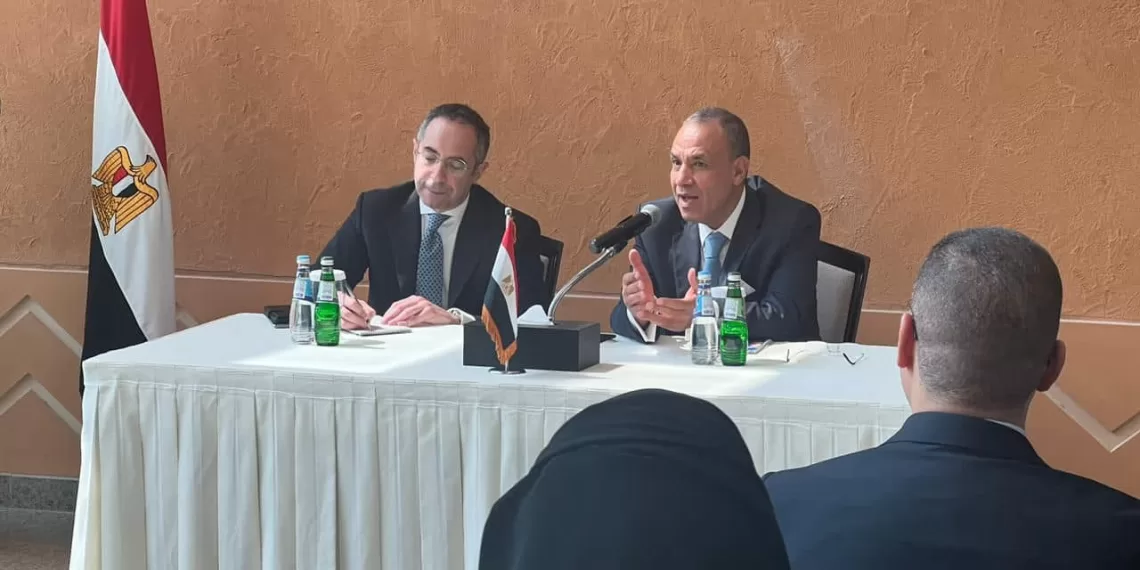 Qatar : Le ministre des Affaires étrangères rencontre des figures de la communauté égyptienne 1 - Le Progrès Egyptien