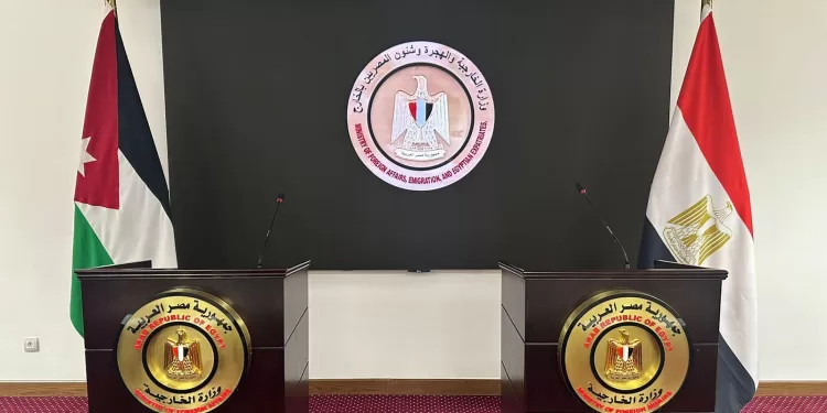 Tête-à-tête entre les ministres égyptien et jordanien des AE 2 - Le Progrès Egyptien Tête-à-tête entre les ministres égyptien et jordanien des AE 1 - Le Progrès Egyptien