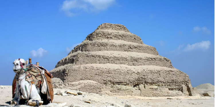 La première pyramide a-t-elle été construite grâce à un monte-charge hydraulique ? 1 - Le Progrès Egyptien