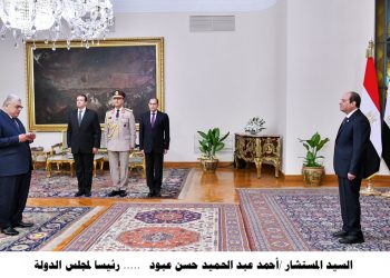 Al-Sissi : Poursuivre le travail pour consolider l’Etat de droit