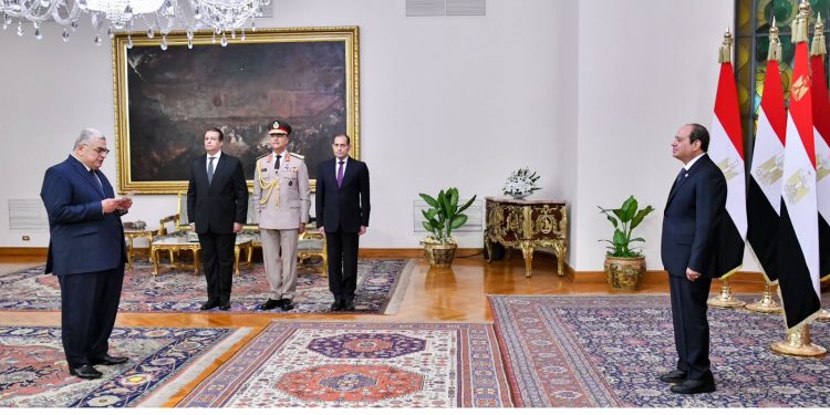 Al-Sissi : Poursuivre le travail pour consolider l'Etat de droit 2 - Le Progrès Egyptien Al-Sissi : Poursuivre le travail pour consolider l'Etat de droit 1 - Le Progrès Egyptien