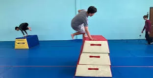 Initiation au parkour : L’art du déplacement urbain 4 - Le Progrès Egyptien Initiation au parkour : L’art du déplacement urbain 3 - Le Progrès Egyptien