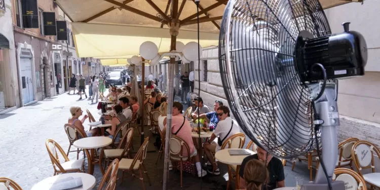 La chaleur, un tueur silencieux 2 - Le Progrès Egyptien La chaleur, un tueur silencieux 1 - Le Progrès Egyptien