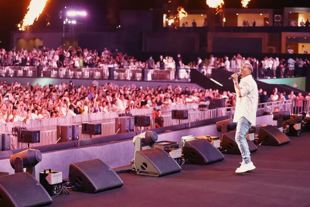 Festival de la Nouvelle Alamein : Concert inoubliable avec le légendaire Amr Diab 6 - Le Progrès Egyptien Festival de la Nouvelle Alamein : Concert inoubliable avec le légendaire Amr Diab 5 - Le Progrès Egyptien