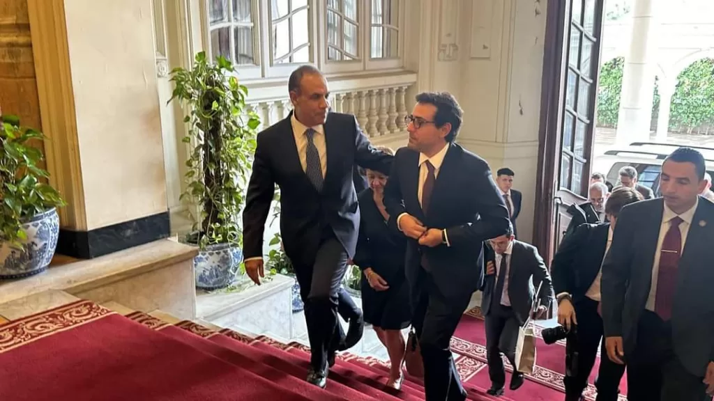 Abdel-Aati s'entretient avec son homologue français (Photos) 15 - Le Progrès Egyptien