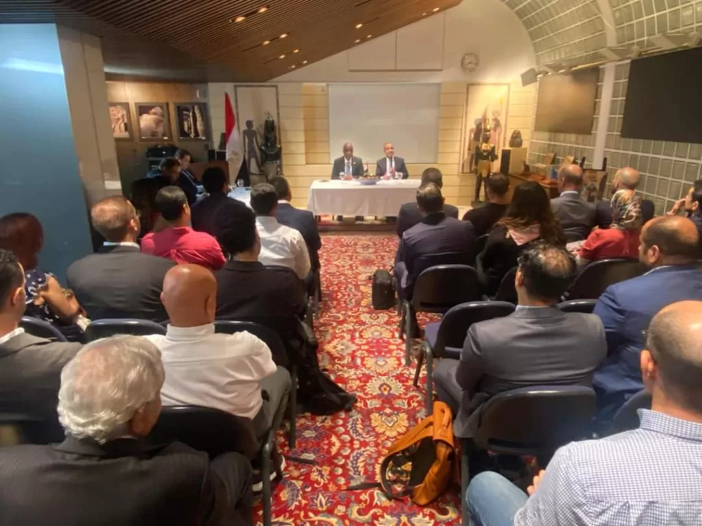 Dr Abdel-Aati rencontre les représentants de la communauté égyptienne à Tokyo 8 - Le Progrès Egyptien Dr Abdel-Aati rencontre les représentants de la communauté égyptienne à Tokyo 7 - Le Progrès Egyptien