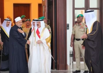 Le Grand imam et le roi de Bahreïn examinent les questions islamiques
