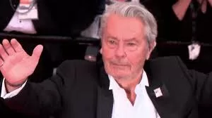 Mort d’Alain Delon : Une vague d’émotion partout dans le monde