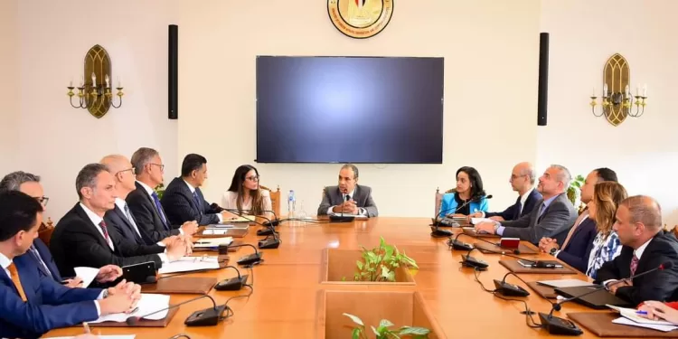 Abdel-Aati se réunit avec les dirigeants et les membres du secteur de la sécurité internationale 2 - Le Progrès Egyptien Abdel-Aati se réunit avec les dirigeants et les membres du secteur de la sécurité internationale 1 - Le Progrès Egyptien