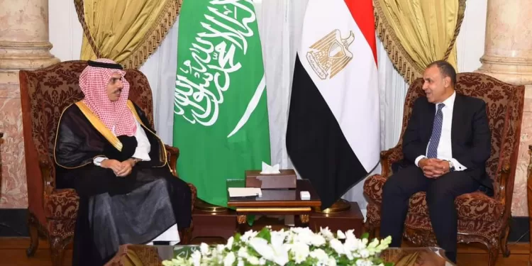 Abdel-Aati reçoit son homologue saoudien 1 - Le Progrès Egyptien