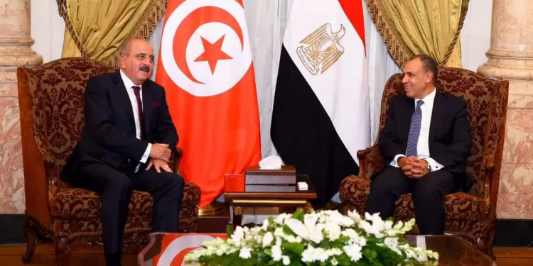 Abdel-Aati rencontre son homologue tunisien 2 - Le Progrès Egyptien Abdel-Aati rencontre son homologue tunisien 1 - Le Progrès Egyptien