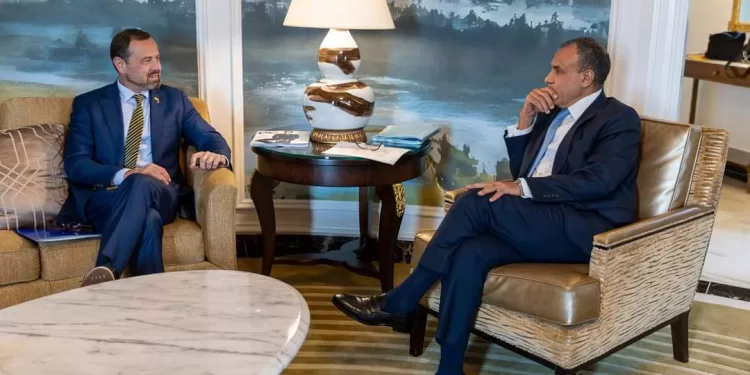 Le ministre des Affaires étrangères rencontre l'envoyé américain pour le Soudan 1 - Le Progrès Egyptien