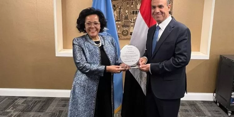 Abdel-Aati reçoit le prix décerné à Al-Sissi par la NEPAD 1 - Le Progrès Egyptien