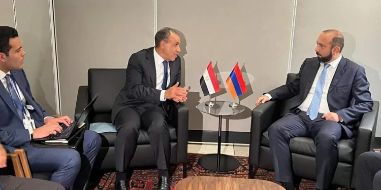 Le ministre des Affaires étrangères et de l'Immigration rencontre son homologue arménien 2 - Le Progrès Egyptien Le ministre des Affaires étrangères et de l'Immigration rencontre son homologue arménien 1 - Le Progrès Egyptien