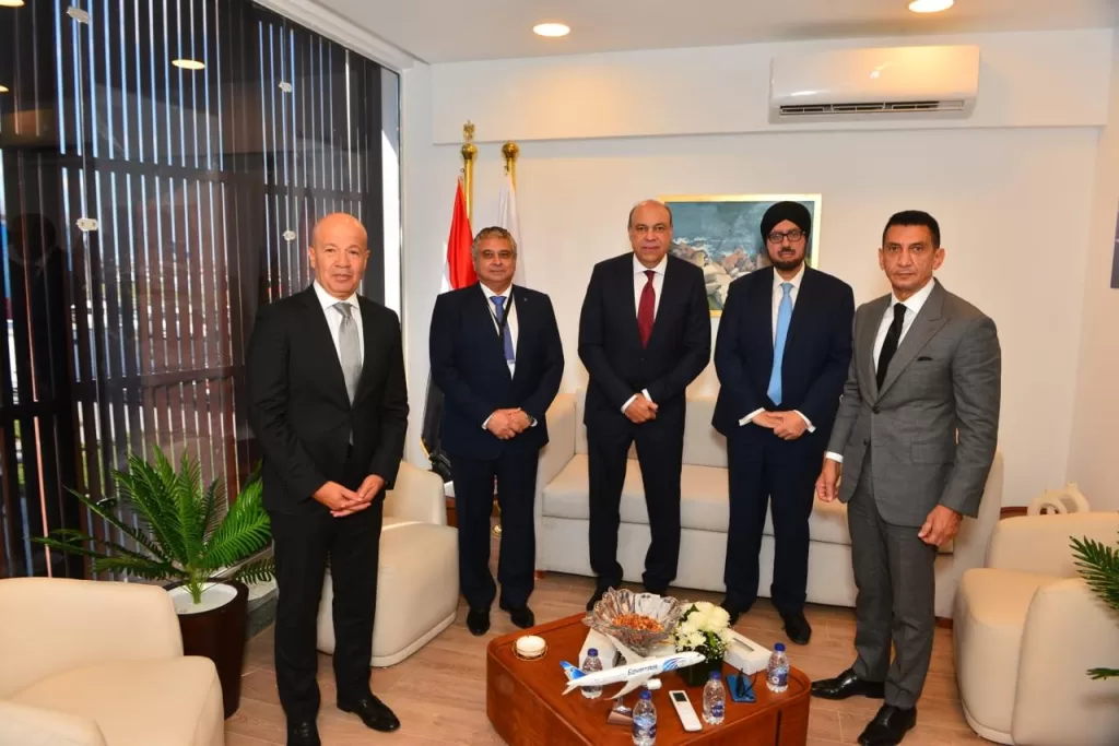 Salon international de l'Aviation et de l'Espace : Intenses activités du ministre de l’Aviation 6 - Le Progrès Egyptien Salon international de l'Aviation et de l'Espace : Intenses activités du ministre de l’Aviation 5 - Le Progrès Egyptien