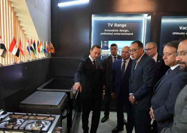 Saleh Mutlu Şen, participe à l'inauguration officielle de l'usine Beko en Egypte 12 - Le Progrès Egyptien Saleh Mutlu Şen, participe à l'inauguration officielle de l'usine Beko en Egypte 11 - Le Progrès Egyptien
