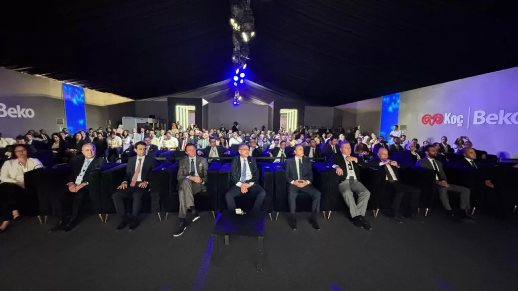 Saleh Mutlu Şen, participe à l'inauguration officielle de l'usine Beko en Egypte 6 - Le Progrès Egyptien Saleh Mutlu Şen, participe à l'inauguration officielle de l'usine Beko en Egypte 5 - Le Progrès Egyptien