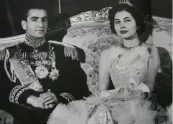 Soraya, la princesse aux yeux tristes