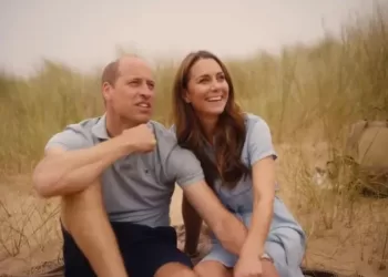 Kate et William en rare effusion d’amour en vidéo avec la fin de la chimio 