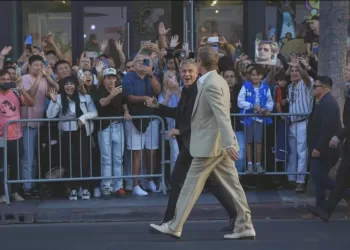 George Clooney et Brad Pitt : Duo de choc sur le tapis rouge