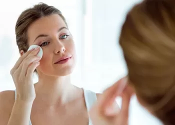 Le démaquillage, un geste fondamental de la beauté