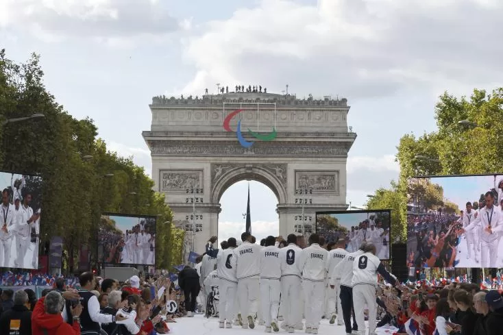 JO de Paris : Les athlètes de l’équipe de France fêtés et décorés 5 - Le Progrès Egyptien
