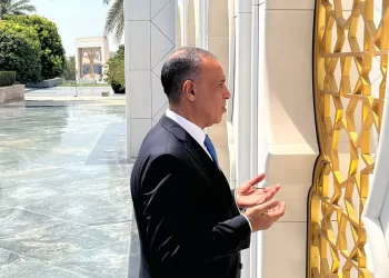 Dr Abdel Aati visite la tombe du fondateur des Emirats arabes unis
