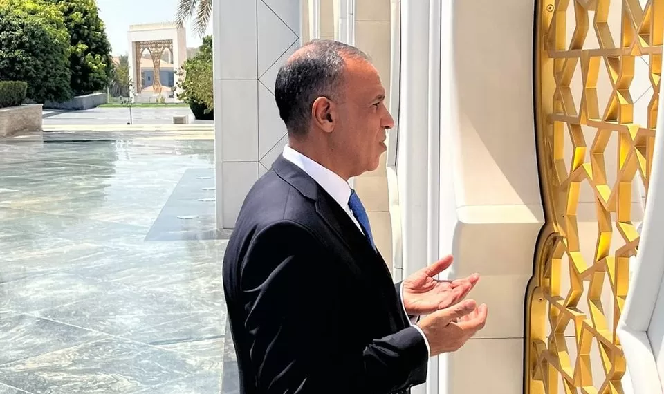 Dr Abdel Aati visite la tombe du fondateur des Emirats arabes unis 2 - Le Progrès Egyptien Dr Abdel Aati visite la tombe du fondateur des Emirats arabes unis 1 - Le Progrès Egyptien