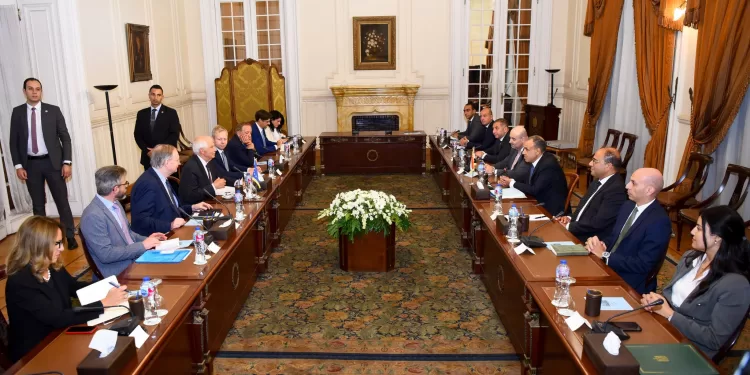 Séance de pourparlers Abdel Aati-Borrell 1 - Le Progrès Egyptien