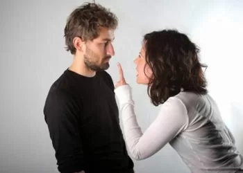 Que faire avec une partenaire contrôlante ?