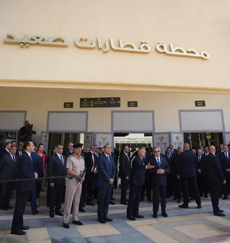 Al-Sissi assiste à la cérémonie d'ouverture de la nouvelle gare ferroviaire de Bashteel à Guizeh 17 - Le Progrès Egyptien