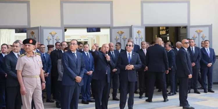 Al-Sissi : L'État n'avait d'autre choix que de développer le système de transport et ferroviaire 1 - Le Progrès Egyptien