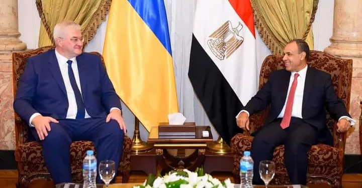 Abdel-Aati s'entretient avec son homologue ukrainien 2 - Le Progrès Egyptien Abdel-Aati s'entretient avec son homologue ukrainien 1 - Le Progrès Egyptien